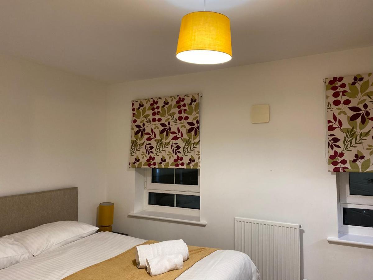 Apartment Spacious 2 Bed House For Corporate And Family Basingstoke